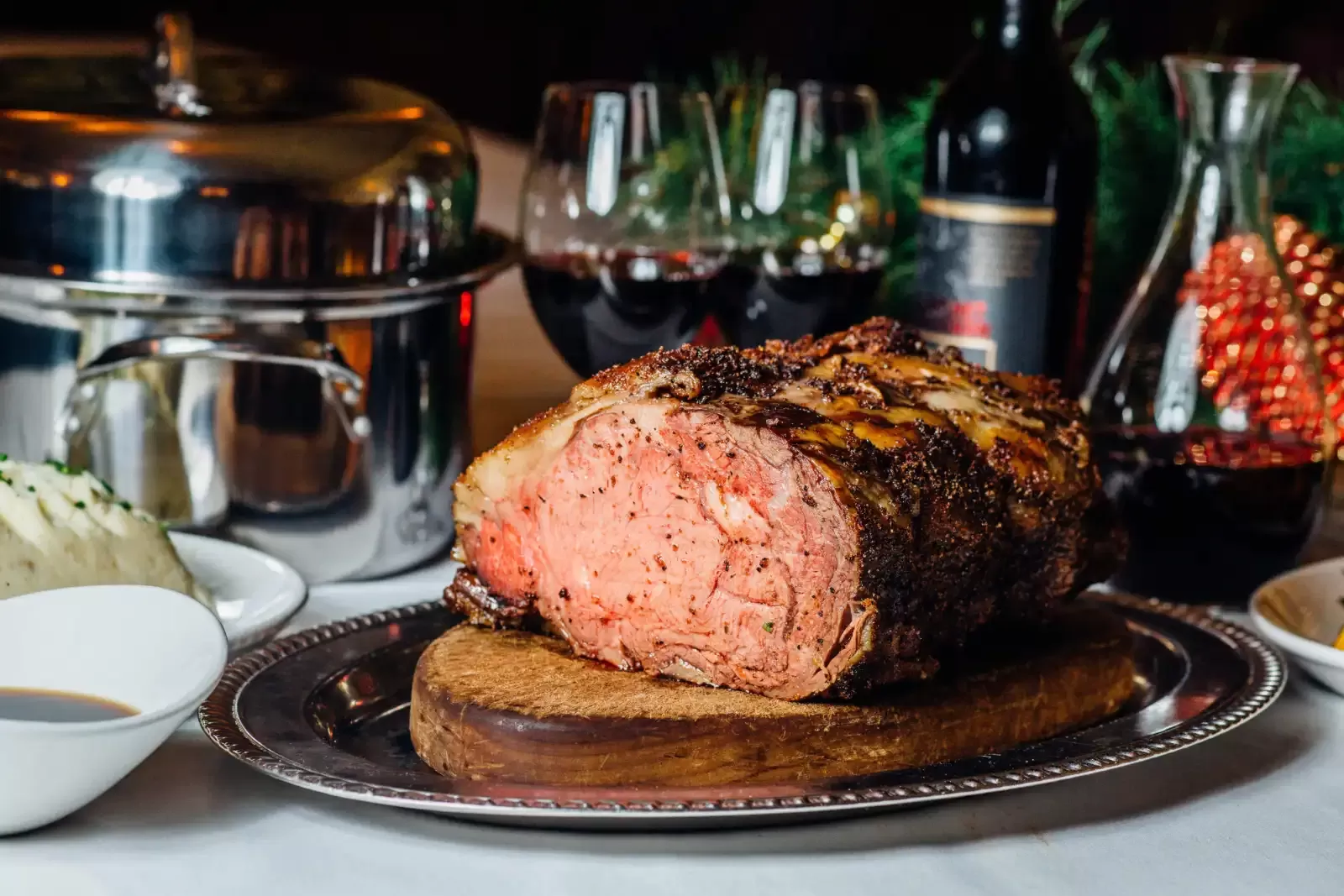 Holiday rib roast beef